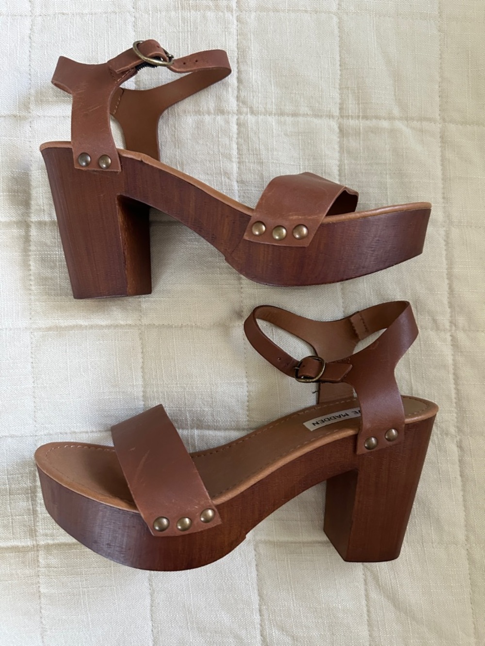 Steve Madden Brown Leather Platform Sandals with Stud Accents